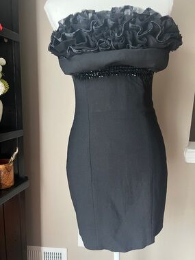 DSQUARED Black Strapless Ruffle Sheath Dress